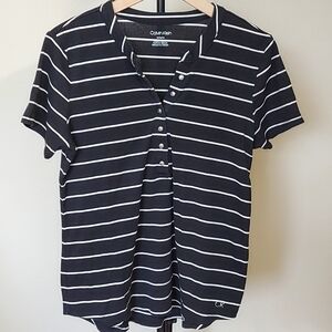 Calvin Klein Short Sleeve Stripe Tee Button Details Size M High Low 95% Cotton